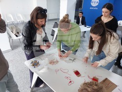 Турция - Национален пресклуб на БТА Анкара - работилница за мартеници