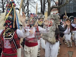 Добрич - Сирни Заговезни - кукери - народни танци