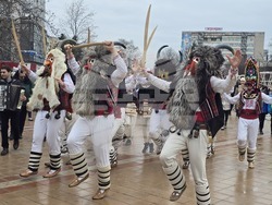 Добрич - Сирни Заговезни - кукери - народни танци