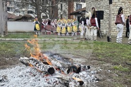 Добрич - Сирни Заговезни - кукери - народни танци