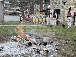 Добрич - Сирни Заговезни - кукери - народни танци