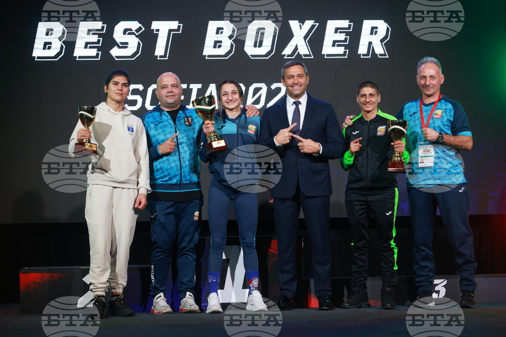 България ще бъде представена от четири боксьорки на световното първенство в Ниш, обяви националният селекционер Борислав Георгиев