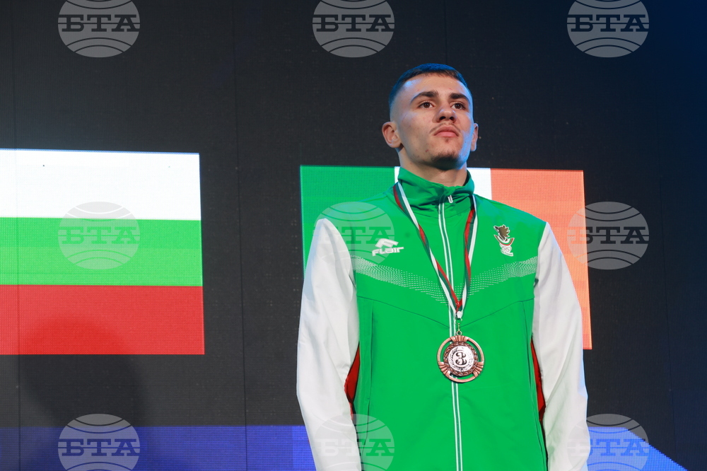 Викторио Илиев отпадна от Световното първенство по бокс