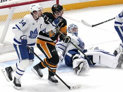 Maple Leafs Penguins Hockey