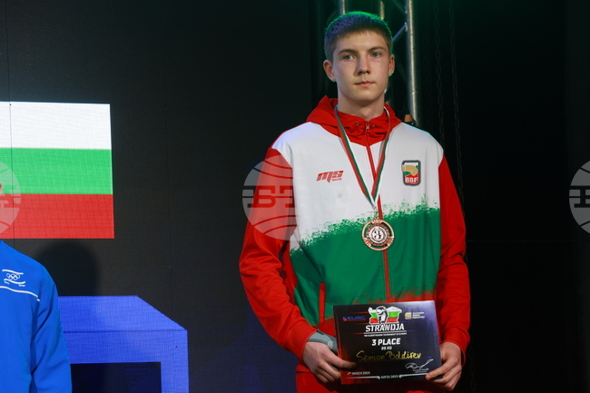 Семьон Болдирев загуби на четвъртфиналите на Световната купа по бокс в Казахстан