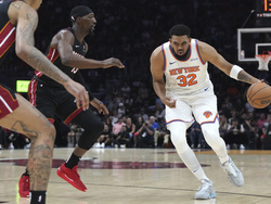 Knicks Heat Basketball