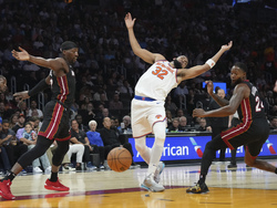 Knicks Heat Basketball