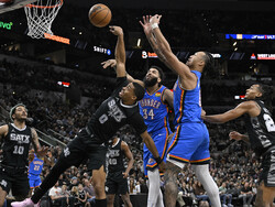 Thunder Spurs Basketball