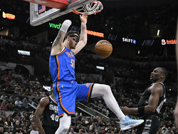 Thunder Spurs Basketball