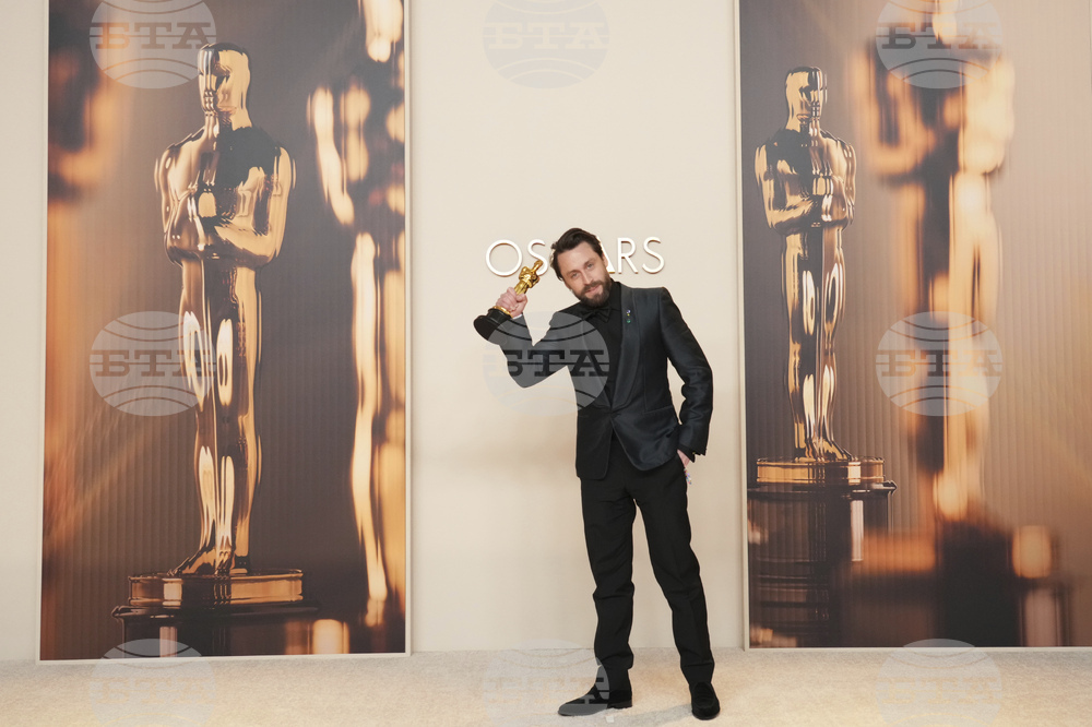 Кийрън Кълкин, Ариана Гранде и Джейсън Момоа са сред поканените да се присъединят към американската киноакадемия