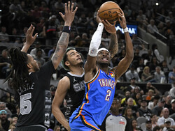 Thunder Spurs Basketball