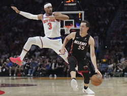 Knicks Heat Basketball