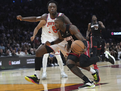 Knicks Heat Basketball