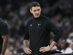 Thunder Spurs Basketball
