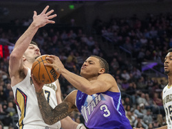 Pelicans Jazz Basketball