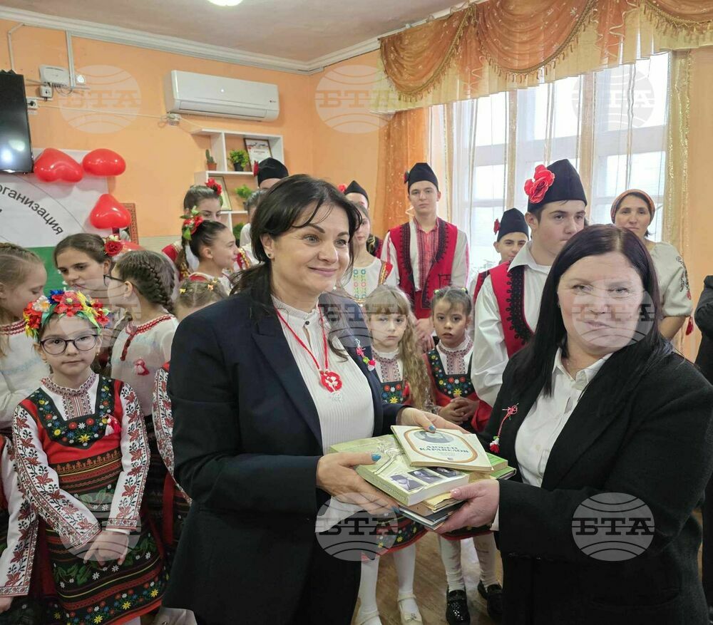 Росица Кирова: Видях истинското значение на думата патриот, видях изключително много обич към България сред българите в Украйна