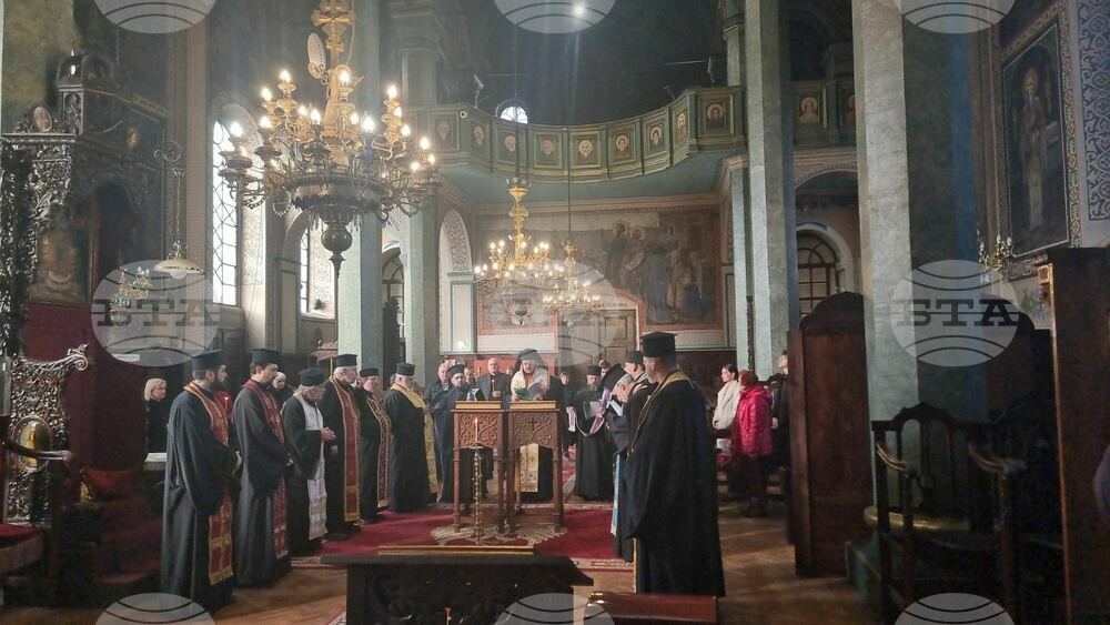 С молебен за България започна празничният Трети март в Стара Загора