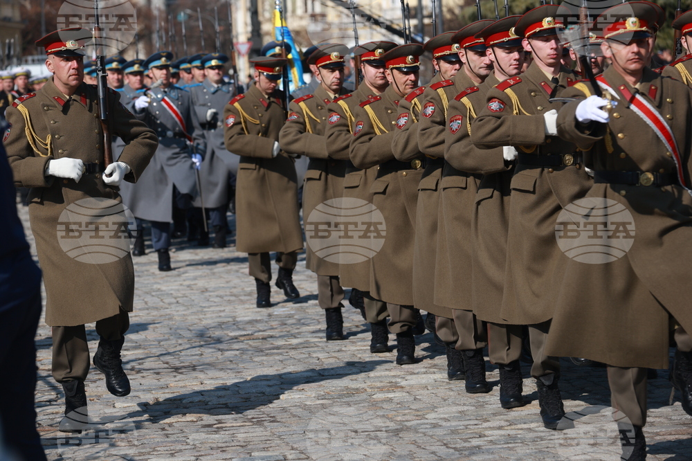 Трети март - Национален празник - Паметник на Незнайния воин