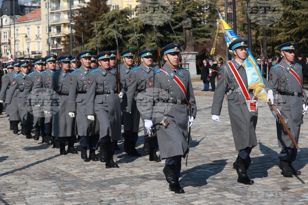 Трети март - Национален празник - Паметник на Незнайния воин