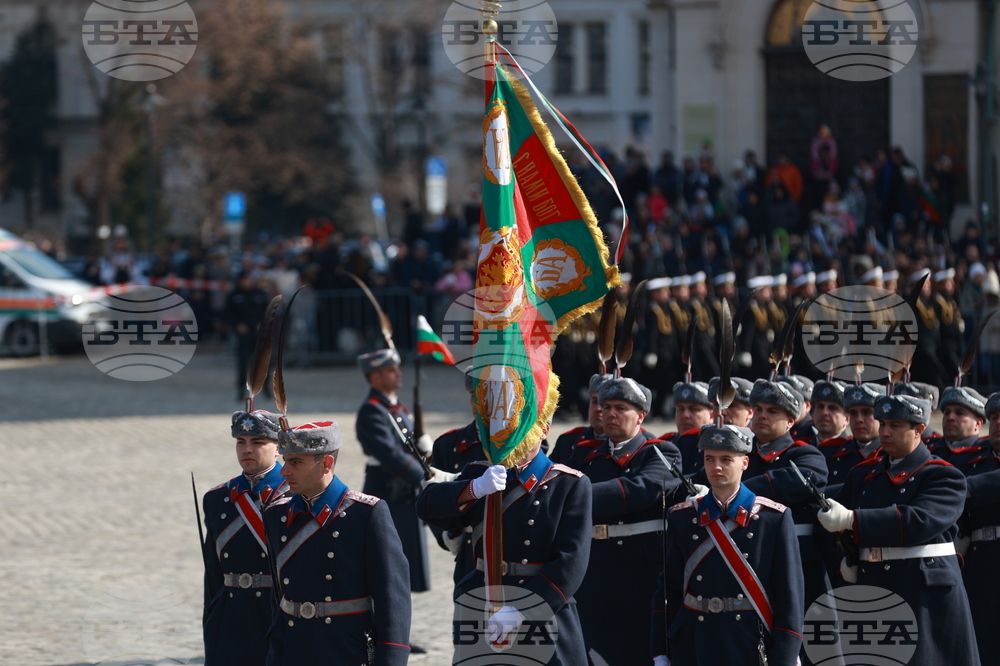 Трети март - Национален празник - Паметник на Незнайния воин