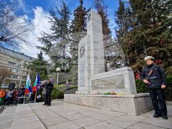 Бургас - Паметник на загиналите в Руско-турската освободителна война - почит