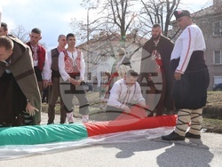 Панагюрище - Трети март - 110-метрово национално знаме