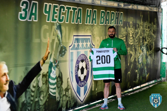 Васил Панайотов записа 200 мача за Черно море в Първа лига