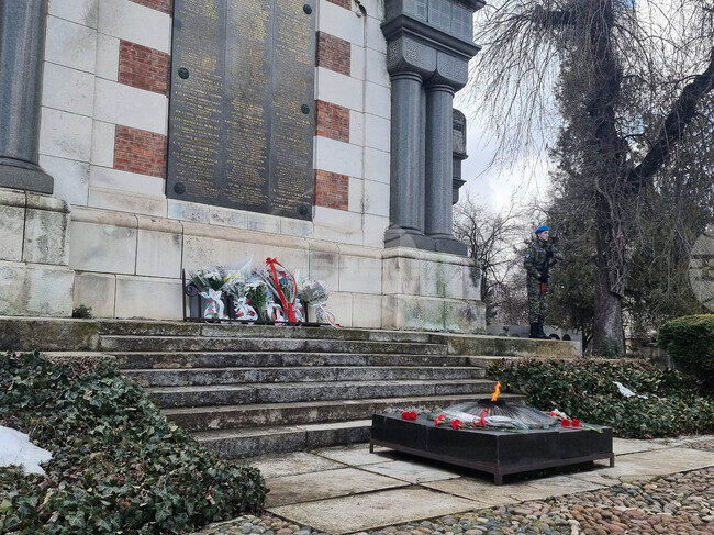 Неучебен ще бъде 10 декември за учениците в Плевен по повод честванията на 148 години от освобождението на града