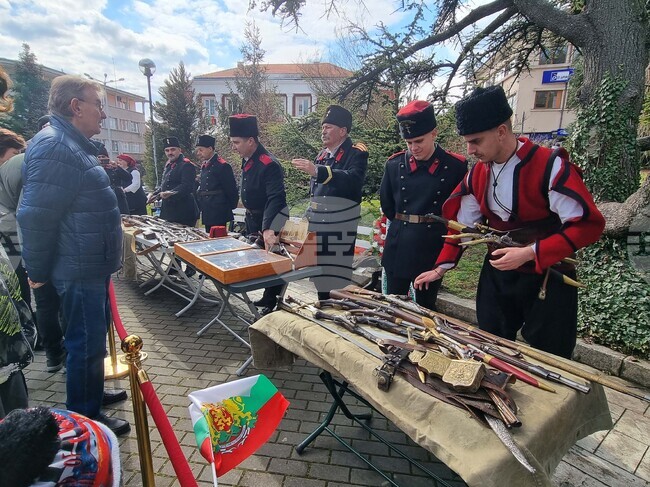 Велико Търново - изложба - въоръжение