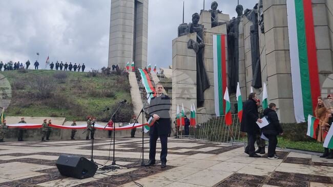 България е държава, която винаги се е гордяла със своя дух и с бойните си подвизи, каза кметът на Стара Загора Живко Тодоров