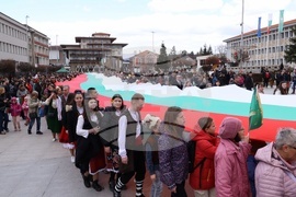 Панагюрище - Трети март - 110-метрово национално знаме