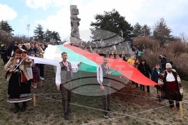 Панагюрище - Трети март - 110-метрово национално знаме