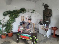 с. Дралфа - паметна проча - Пенка Кънчева 