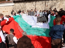 Панагюрище - Трети март - 110-метрово национално знаме