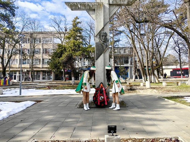 Обществеността на Кубрат се поклони пред загиналите за свободата на България