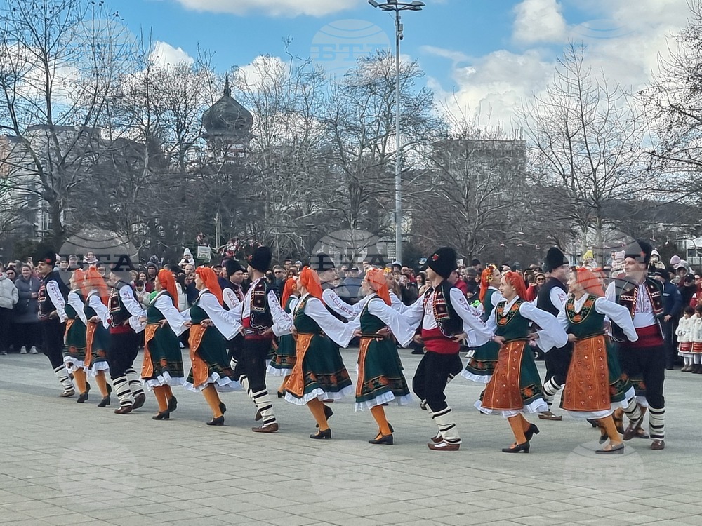 Плевен - празнично шествие - концерт