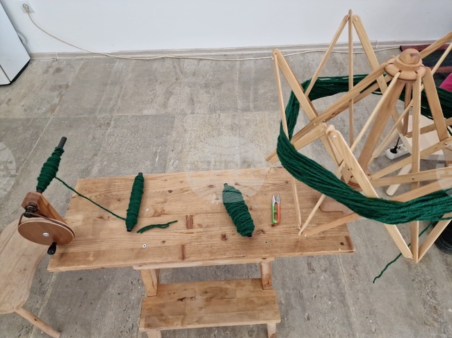 Репетиция по народни танци и ателие по тъкане са част от днешната програма в читалище „Малката България” в Мюнстер, Германия