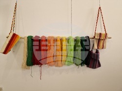 Самоков - Художествена галерия - тъкане на стан