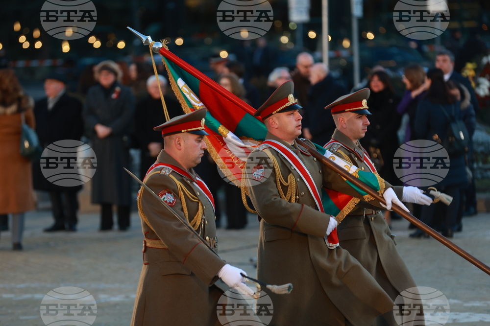 Национален празник на Република България - тържествена заря-проверка