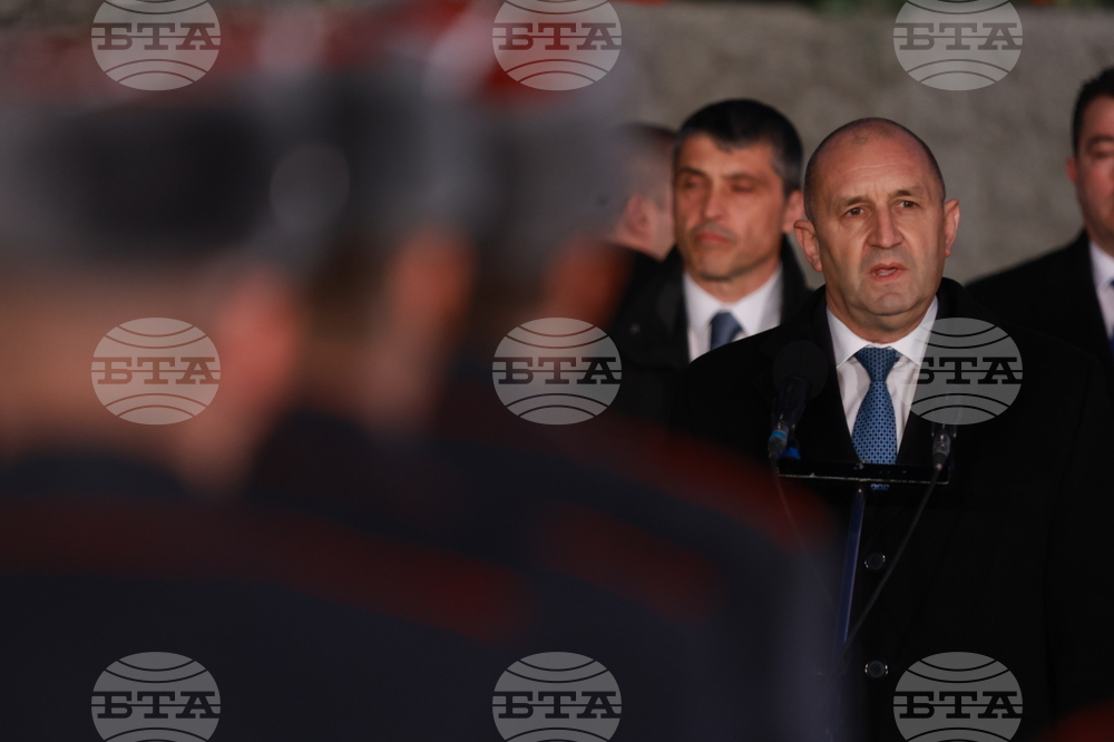 Национален празник на Република България - тържествена заря-проверка