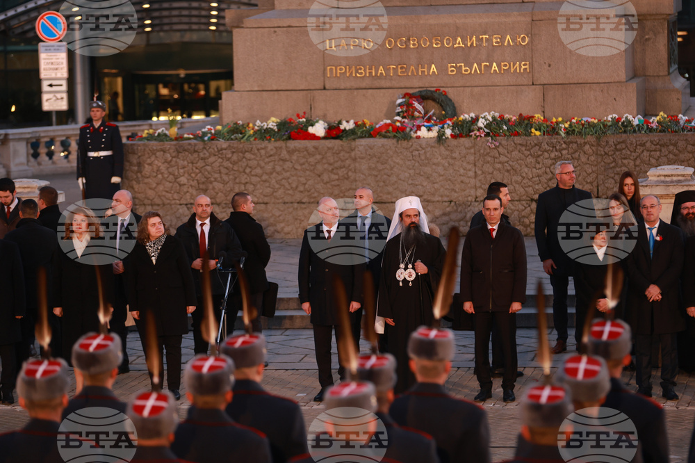 Национален празник на Република България - тържествена заря-проверка