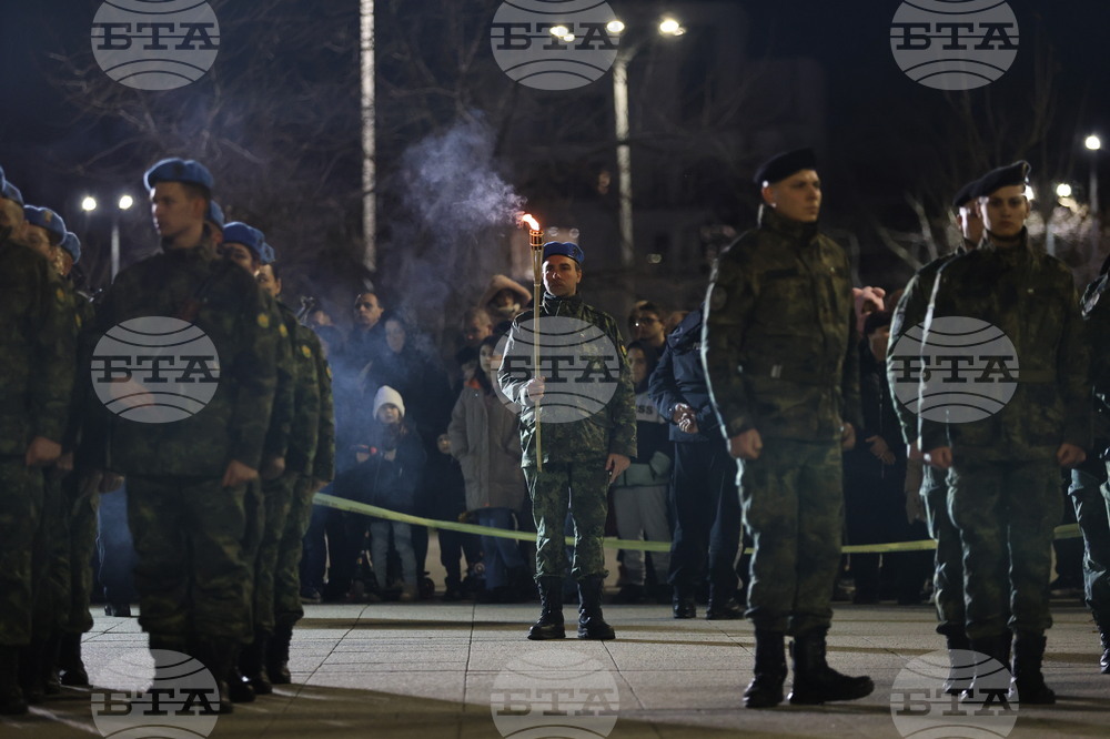 Пловдив - тържествена заря-проверка