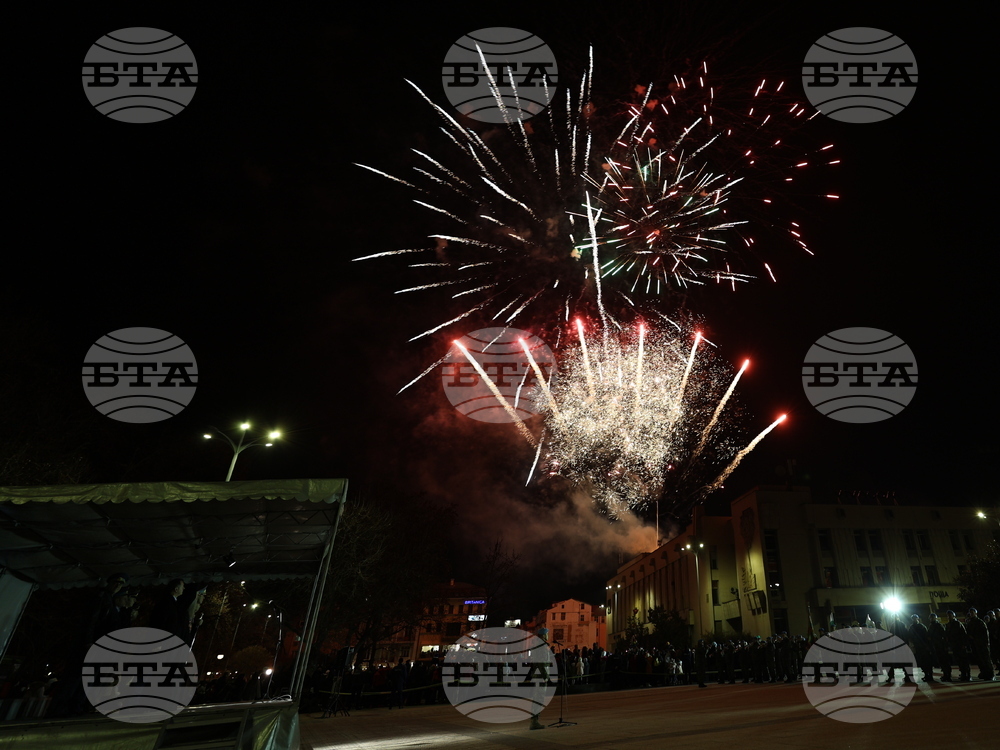 Пловдив - тържествена заря-проверка