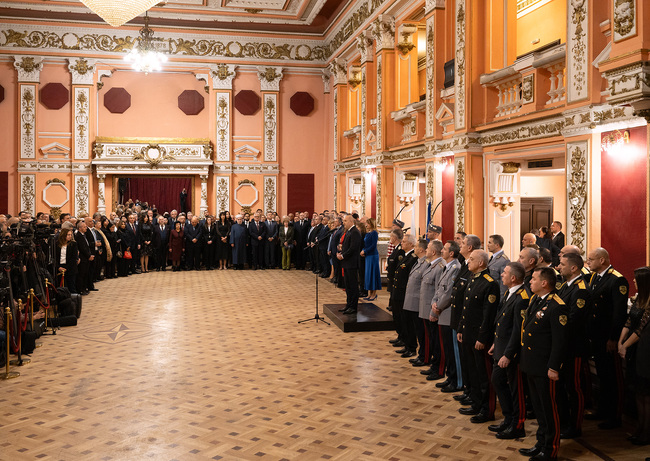 Президентът: Във времена на глобални сътресения народът ни няма да отстъпи от хуманизма и заветите на нашето Възраждане и ще продължи да отстоява мира, човешкото достойнство и справедливостта
