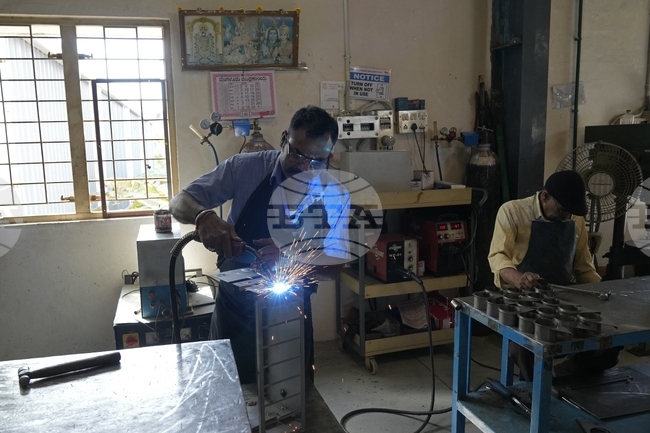 ПТИ: Увеличението на американските мита за внос на алуминий и стомана до 50% може да засегне Индия с 5 млрд. долара, смятат експерти 