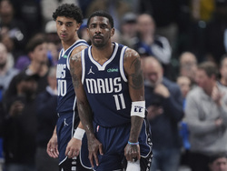 Kings Mavericks Basketball