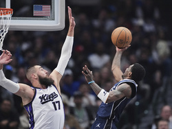 Kings Mavericks Basketball
