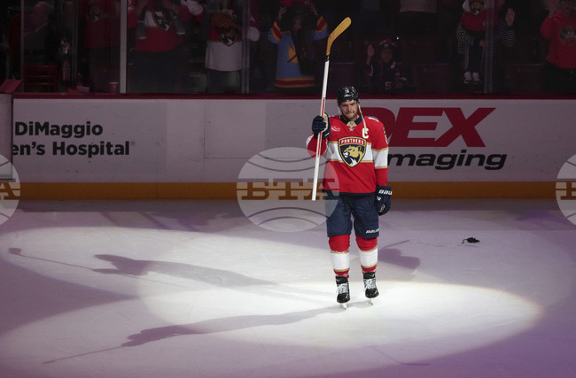 Александър Барков отбеляза два гола и Флорида спря победната серия на Тампа Бей в НХЛ