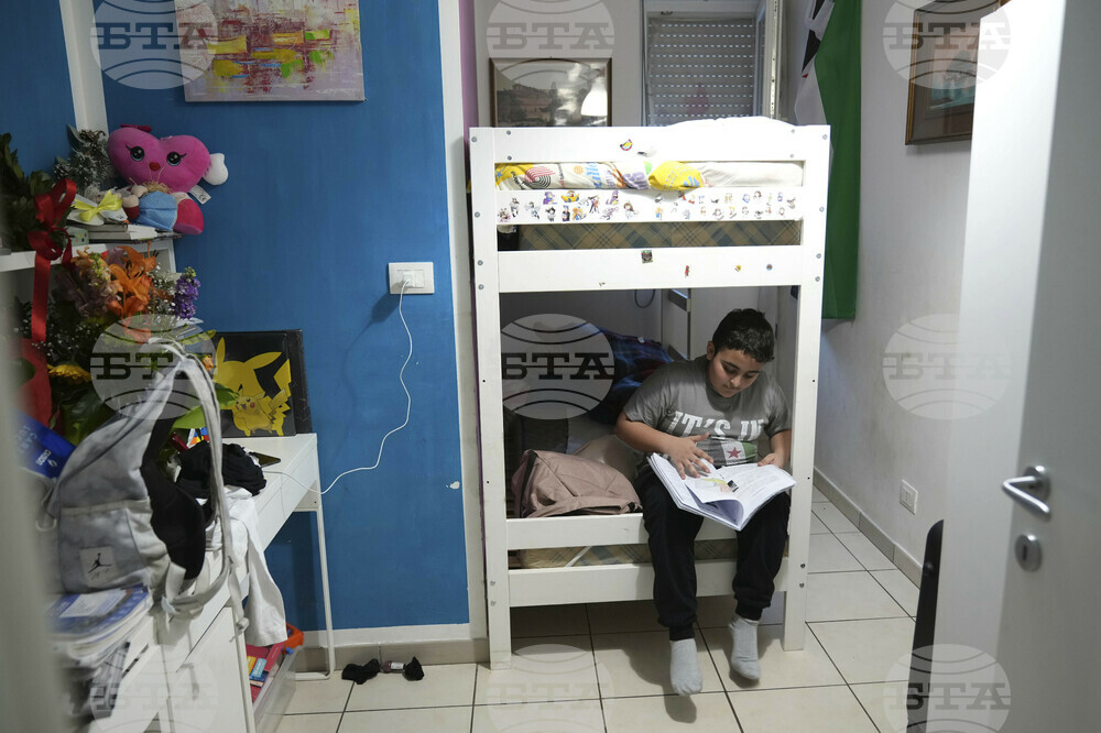 Vatican Pope Syrian Refugees