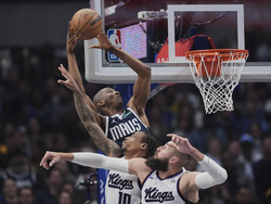 Kings Mavericks Basketball